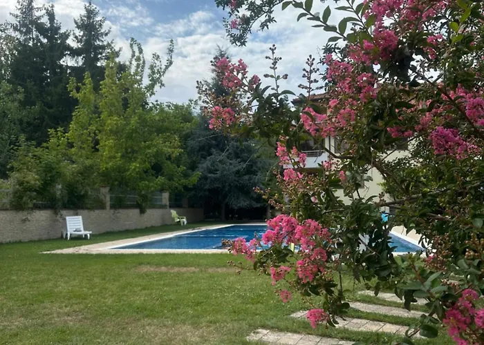 Sunny Seasons View Sea&pool Апартаменты