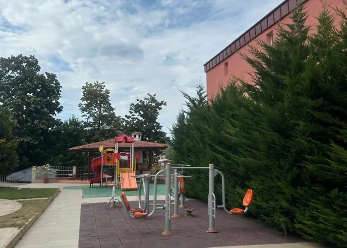 Sunny Seasons View Sea&pool Бяла